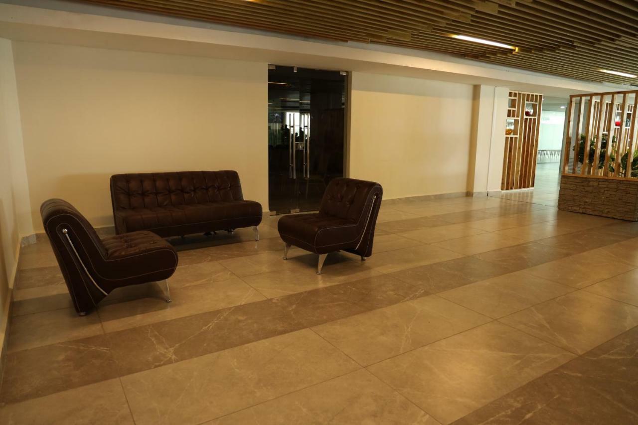 Prideinn Plaza Nairobi Airport Mlolongo Buitenkant foto